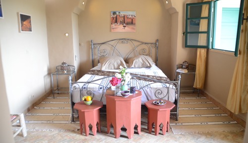 Habitación Confort doble, 1 cama doble, baño privado, vistas a la piscina