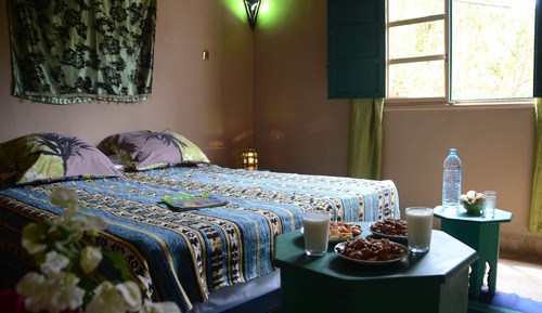 Habitación Confort doble, 1 cama doble, baño privado, vistas a la piscina