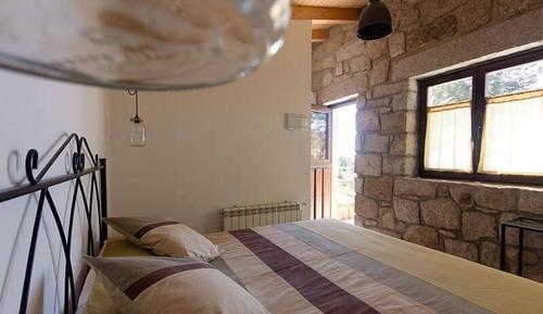 Habitación estándar con 1 cama doble o 2 individuales