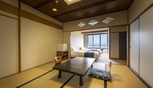 Habitación (Japanese Western Style Room)