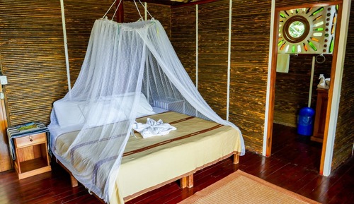Cabaña Deluxe, balcón, vistas a la bahía