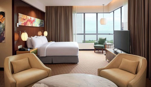 King Junior Suite