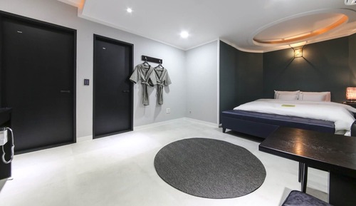 Habitación Deluxe (Check-in at 7pm on Sat&Sun)