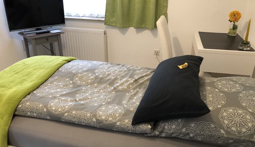 Habitación doble, baño privado (Doppel oder Dreibett)