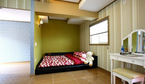 Superior Studio 202