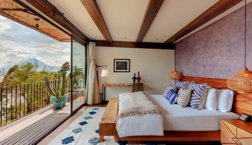 Santa Clara Suite