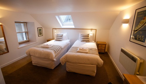 Habitación Confort con 2 camas individuales (Ferry Inn)