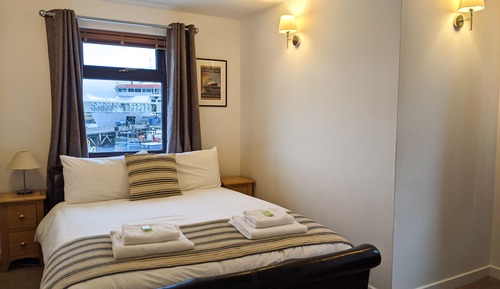 Habitación individual básica (Ferry Inn)