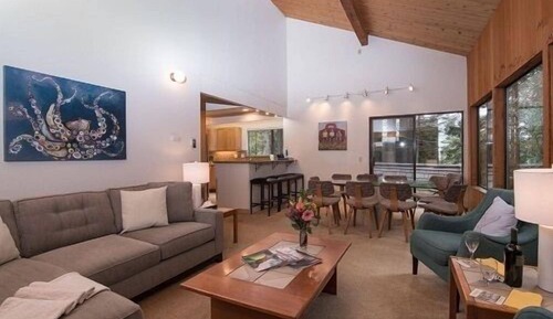 House, 5 Bedrooms