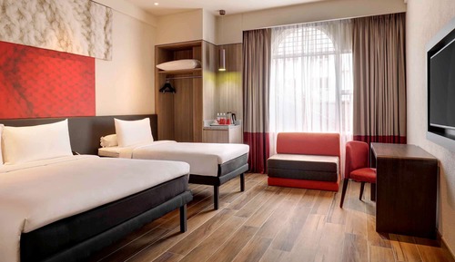 Habitación familiar, varias camas