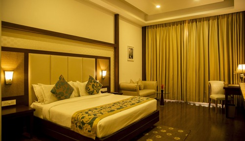Fern Club Room