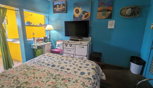 Habitación exclusiva, 1 cama de matrimonio, No se admiten mascotas, vistas al patio