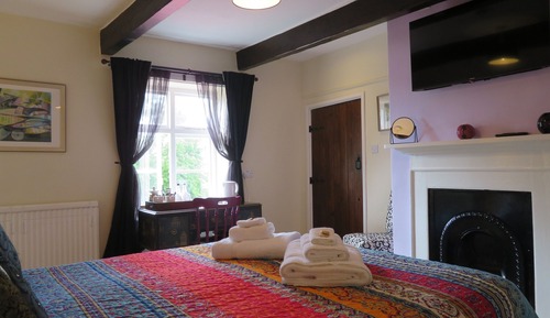 Superior Double Room, Ensuite (Nero)