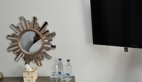 Suite, baño privado (Ground Floor Room 8)