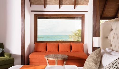 Villa Deluxe, mirando al mar (Semi Water Villa)