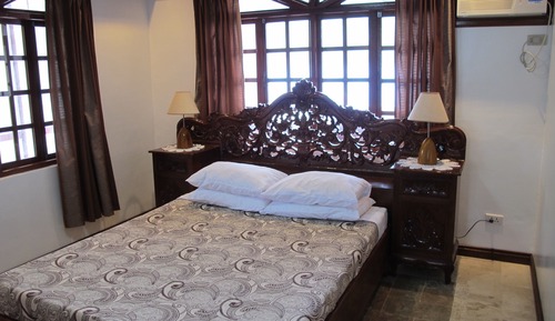 Suite (Bridal)