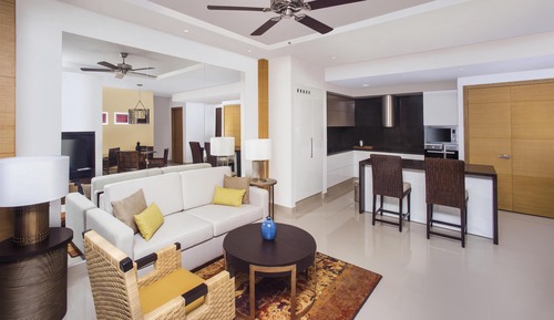 1 Bedroom Ocean View Residence