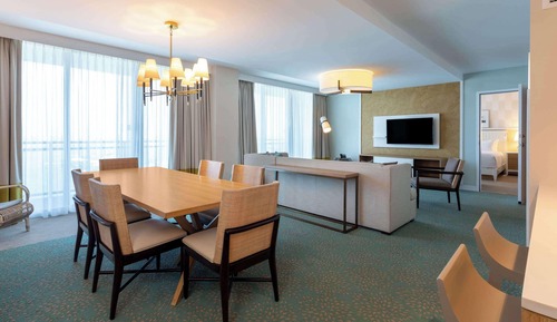 Suite, 1 cama de matrimonio grande (Hospitality Suite)