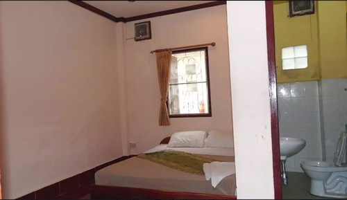 Standard Fan Room