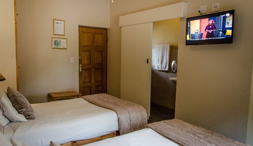 Habitación estándar con 2 camas individuales