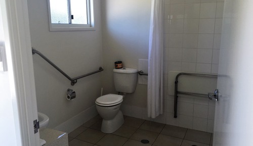 Habitación estándar doble, 1 cama de matrimonio, accesible para personas con discapacidad