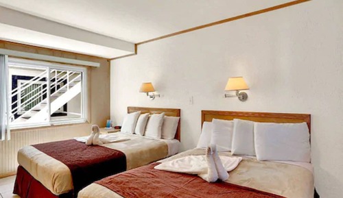 Habitación individual básica, frigorífico y microondas (Type D, Building 1 - Small Basic Unit)