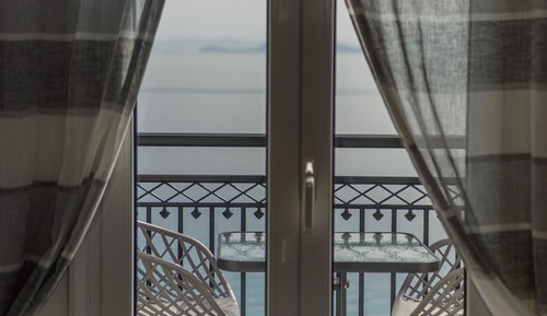 Suite de luna de miel, 1 cama de matrimonio grande con sofá cama, vistas al mar, mirando al mar