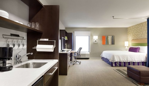 Estudio, 1 cama de matrimonio grande, accesible para personas con discapacidad (Roll In Shower)