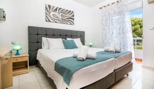Apartamento, vistas al jardín