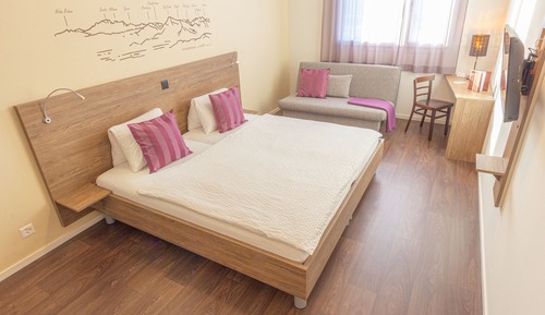 Habitación doble superior (1 Double bed+1 Sofabed)