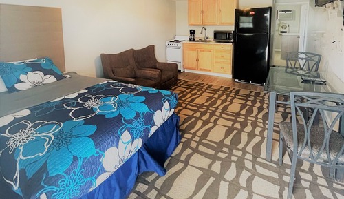 Apartamento, varias camas, cocina básica