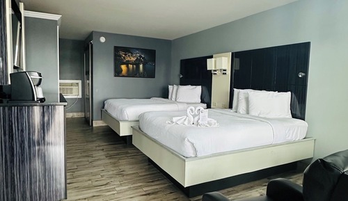 Habitación estándar doble, 2 camas de matrimonio, no fumadores, vistas a la bahía