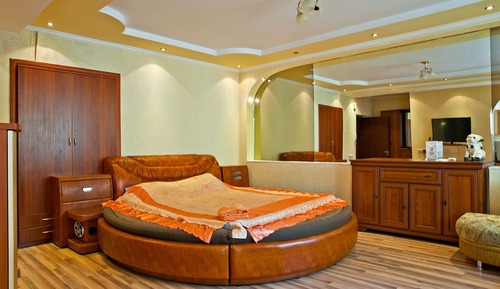 Suite estudio familiar, balcón (Zheltoksan Street 78)