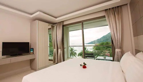 Grand Deluxe Sea View