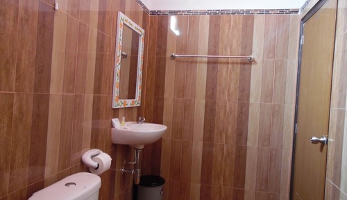 Habitación con 2 camas individuales