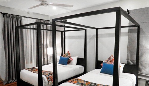 Habitación clásica con 2 camas individuales