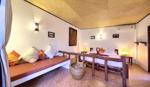Deluxe Bungalow