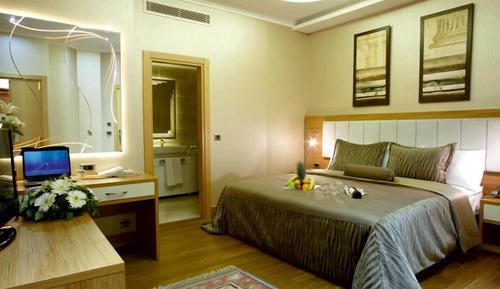 Habitación estándar con 1 cama doble o 2 individuales