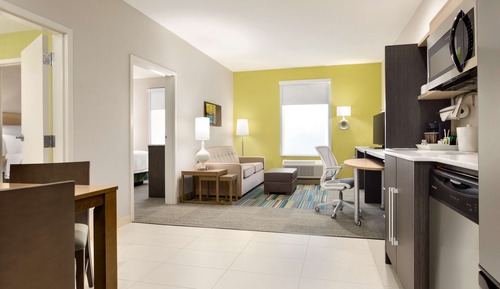 Suite, 1 cama de matrimonio grande, accesible para personas con discapacidad (Roll In Shower)