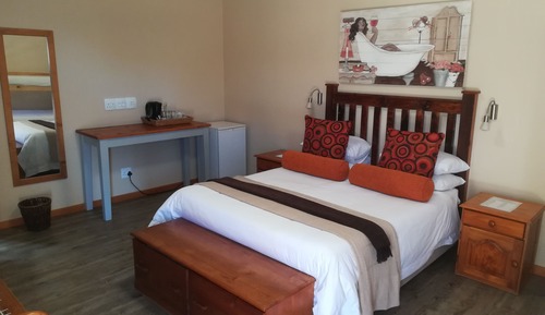 LUXURY ROOM 17