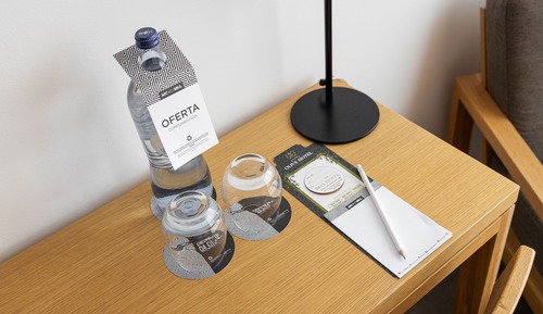 Habitación básica con 1 cama doble o 2 individuales
