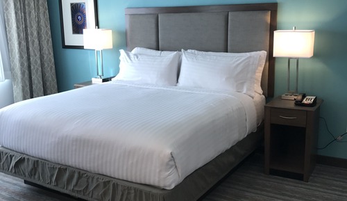 Suite, 1 cama de matrimonio grande con sofá cama