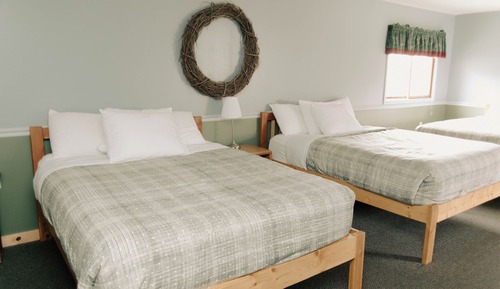 Habitación (4 Queen Beds)
