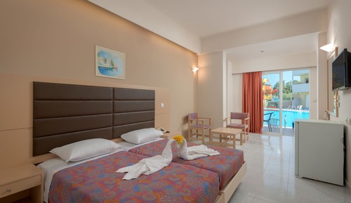 Habitación familiar, balcón