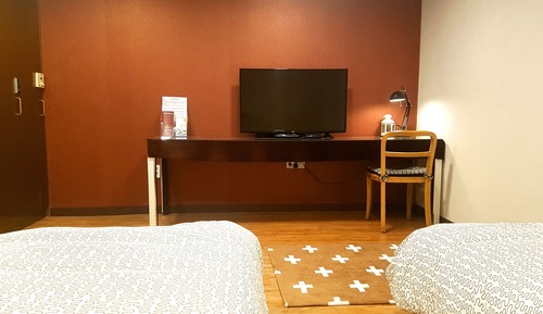 Habitación con 2 camas individuales