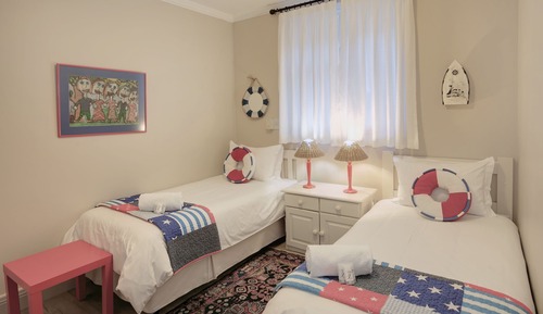 Apartamento familiar, 5 habitaciones, vistas al mar