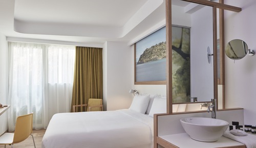 Popular Classic Room