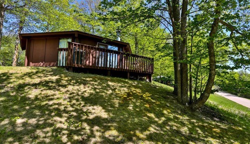 Cabaña, 2 habitaciones, 2 baños (Cabin #201 or #204)