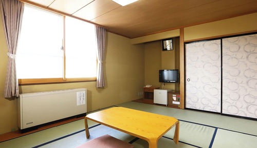 Habitación tradicional con 2 camas individuales, no fumadores, baño compartido
