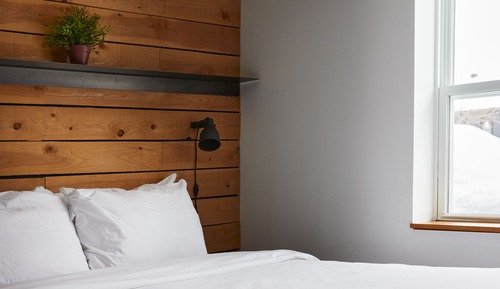 Estudio clásico, 1 cama de matrimonio, cocina básica